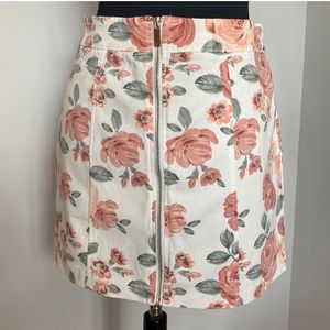 Forever 21 Floral Print Zip-Front Mini Skirt Size L
